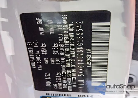 2022 Kia K5 Lxs z USA, uszkodzony, nr VIN 5XXG14J26NG135542